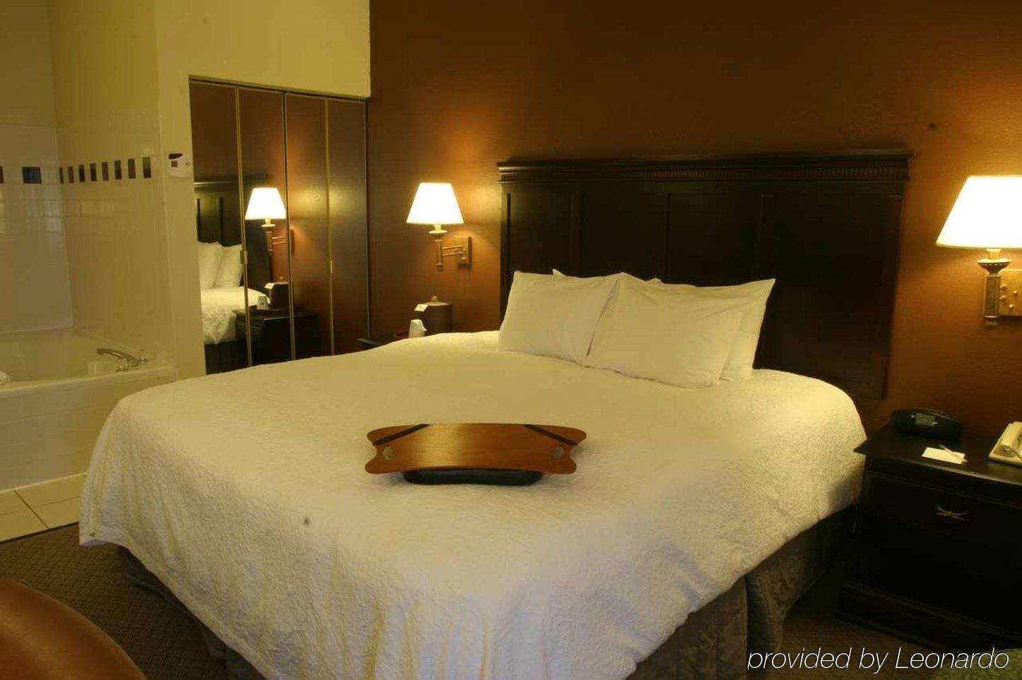 Hampton Inn Kansas City Blue Springs Eksteriør bilde