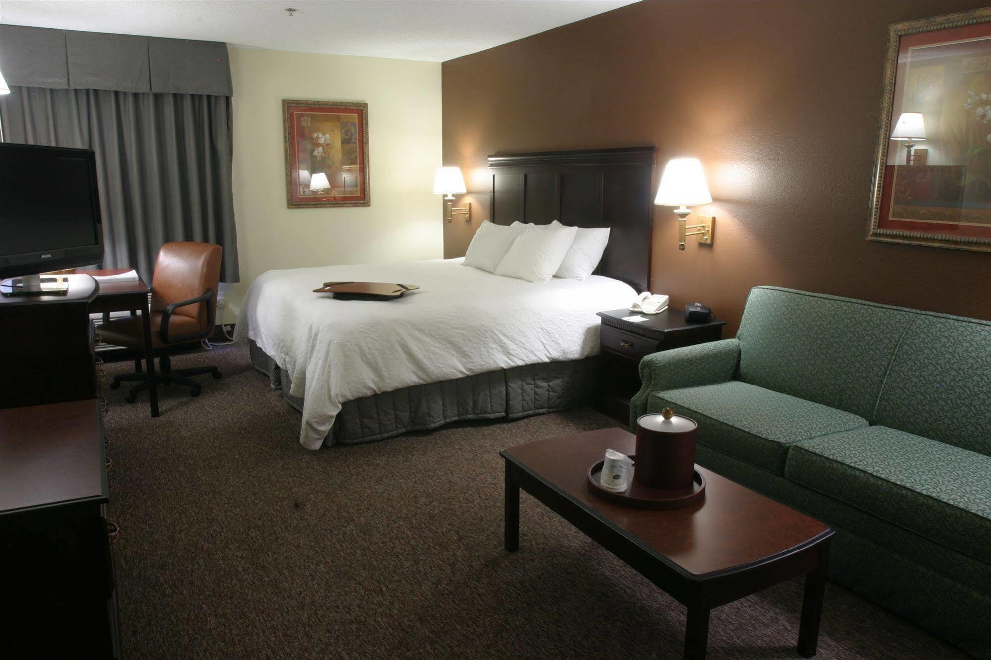 Hampton Inn Kansas City Blue Springs Eksteriør bilde