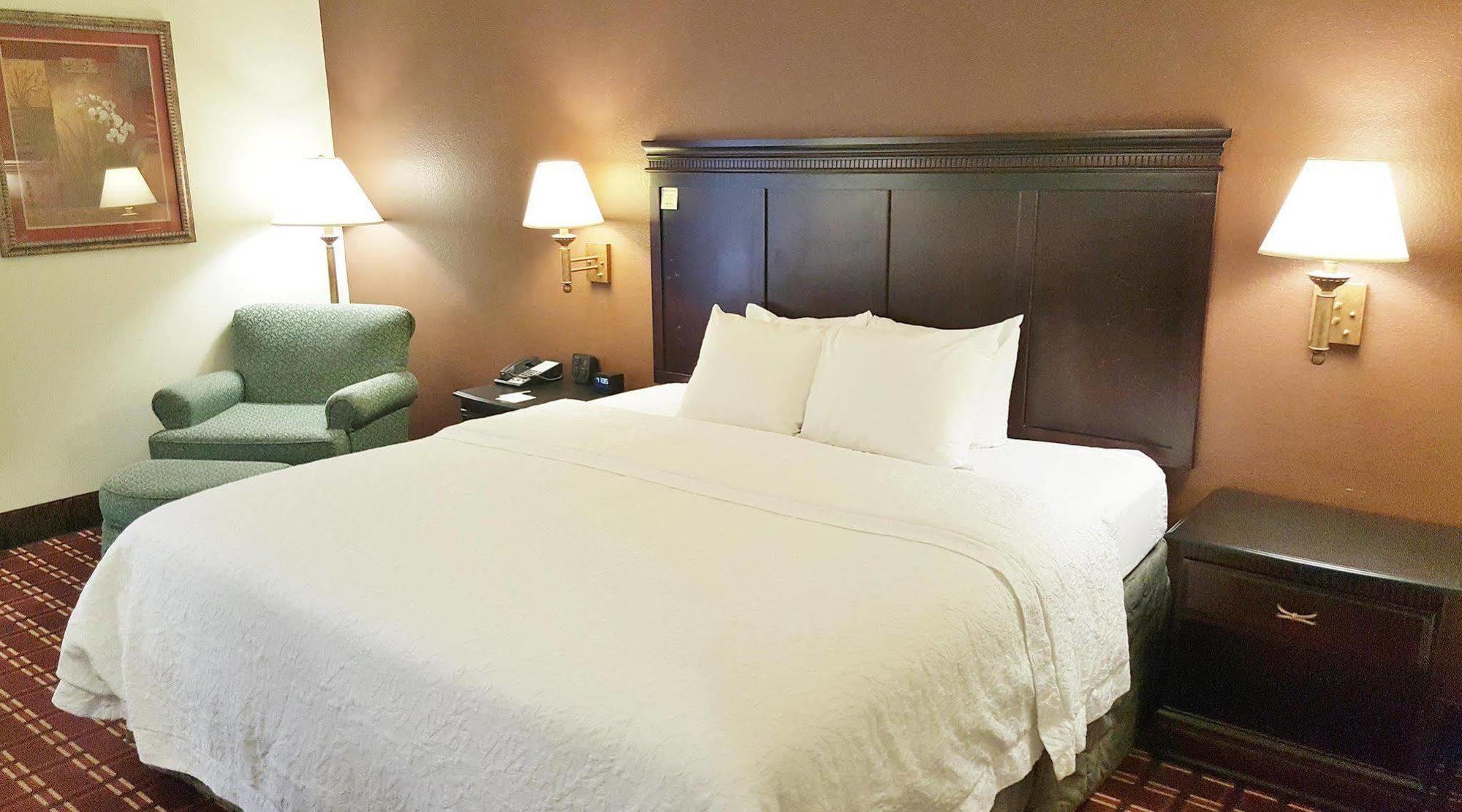 Hampton Inn Kansas City Blue Springs Eksteriør bilde