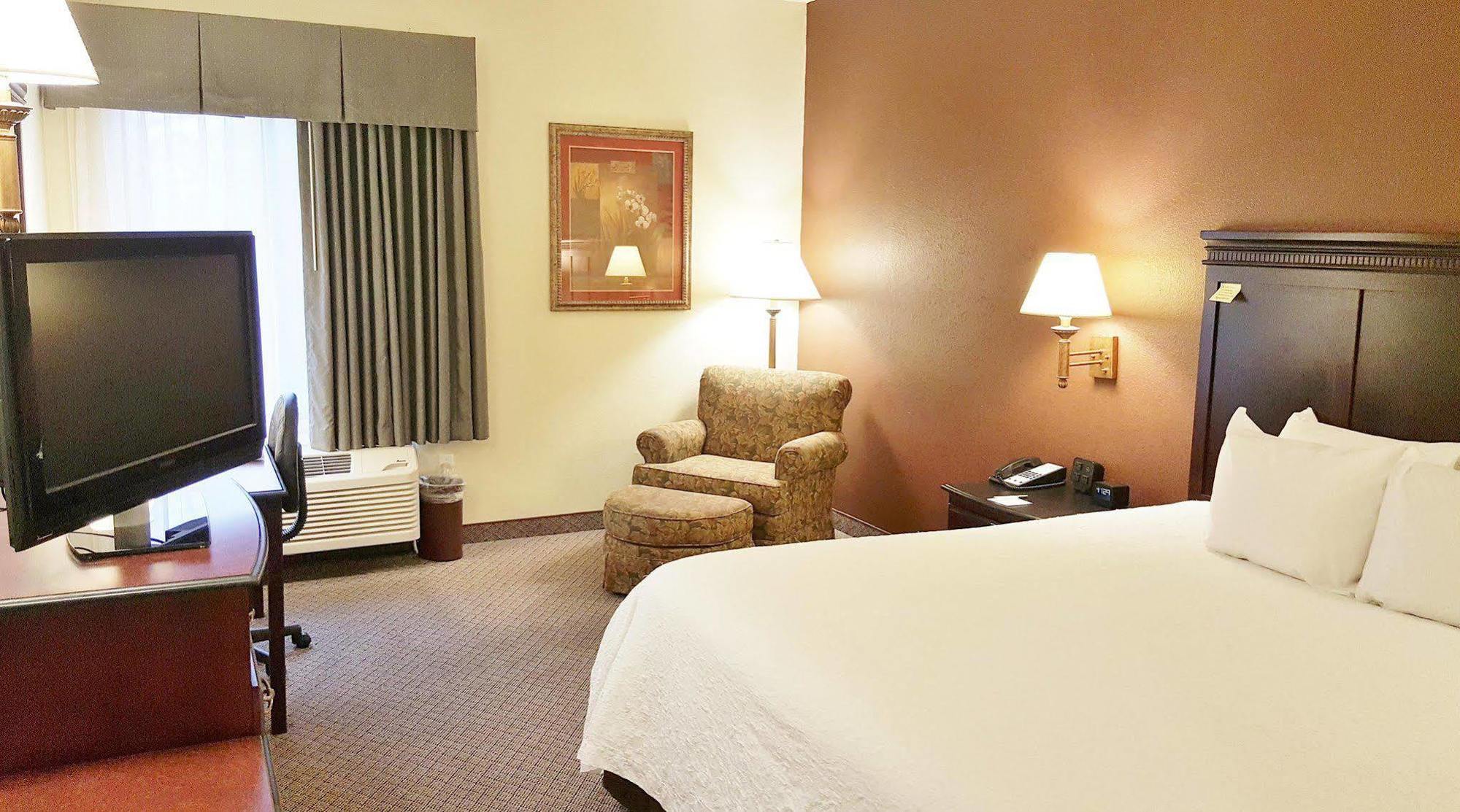 Hampton Inn Kansas City Blue Springs Eksteriør bilde