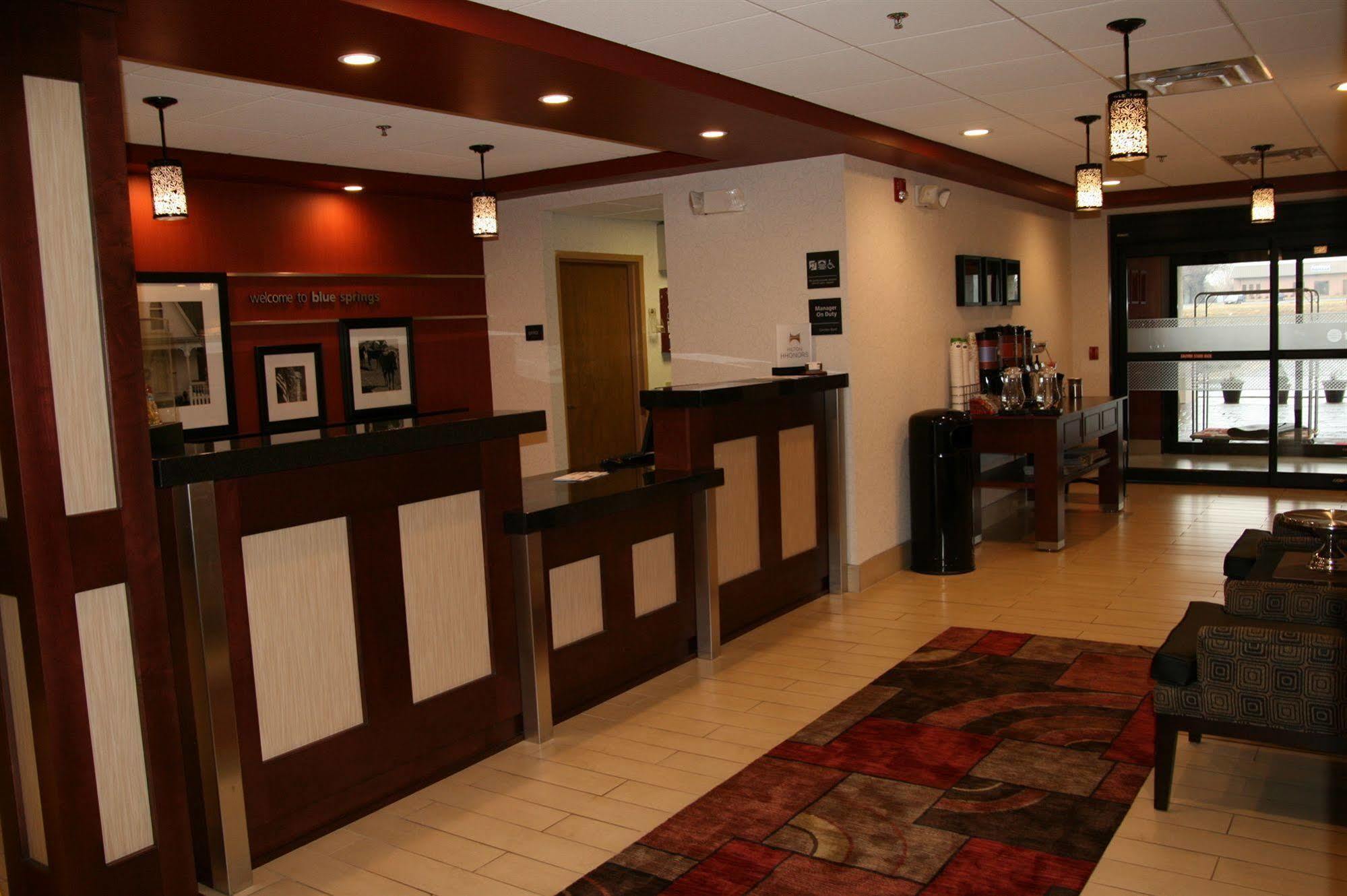 Hampton Inn Kansas City Blue Springs Eksteriør bilde